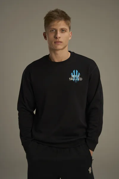 731664001763023294-1435285_1