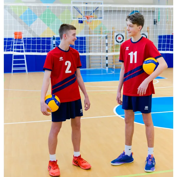 Сетка волейбол Д=3,0 мм яч. 100*100 белый Разм. 1,0*9,5 м обш. с 4-ех сторон, верх/низ лента 5 см ПА за 7&nbsp;500 ₽ в Москве